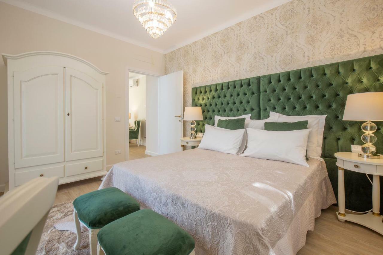 Crys: Apartments, Holiday, Business, Verde Verona Exterior foto